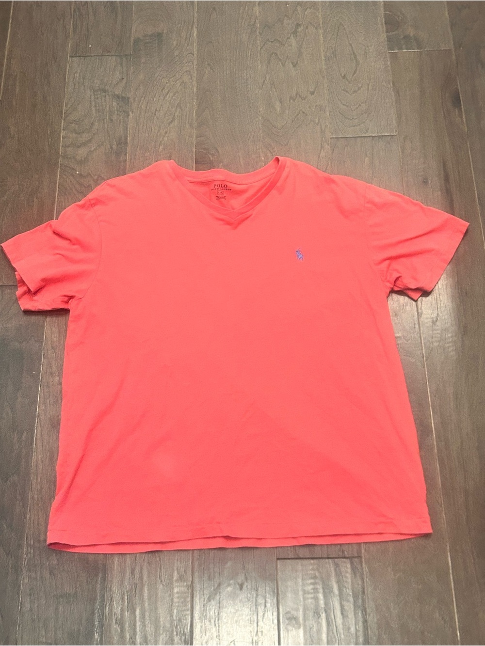 Polo Ralph Lauren Men's Coral V-Neck Tee Large